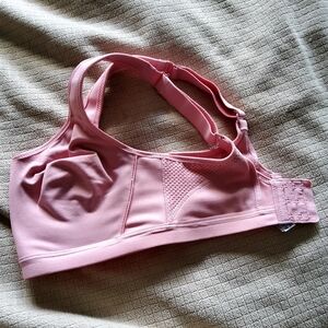 Wacoal sports bra
